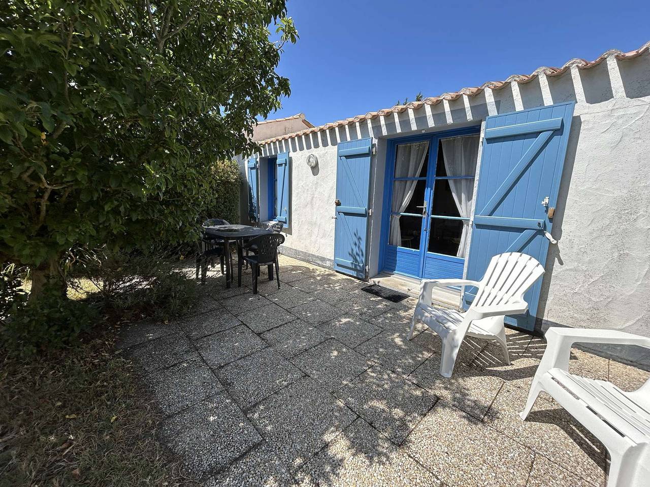Cozy 2-Br House Near Beach with Garden, Bbq, and Terraces - Sleeps 4 in Noirmoutier-en-l'Île, Noirmoutier