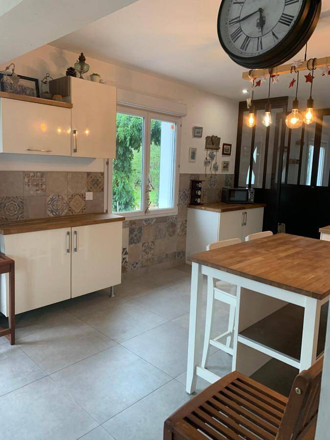 Location de vacances pour 8 personnes, avec jardin, animaux acceptés à Commes - 2