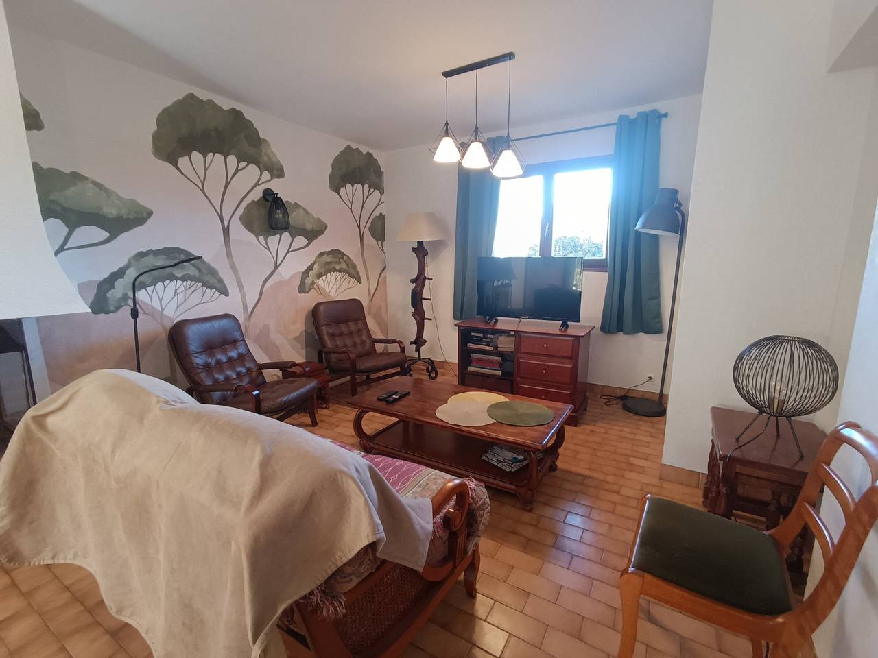 Villa climatisée avec piscine privée et animaux acceptés in Saint-Génis-des-Fontaines, Côte méditerranéenne (France)
