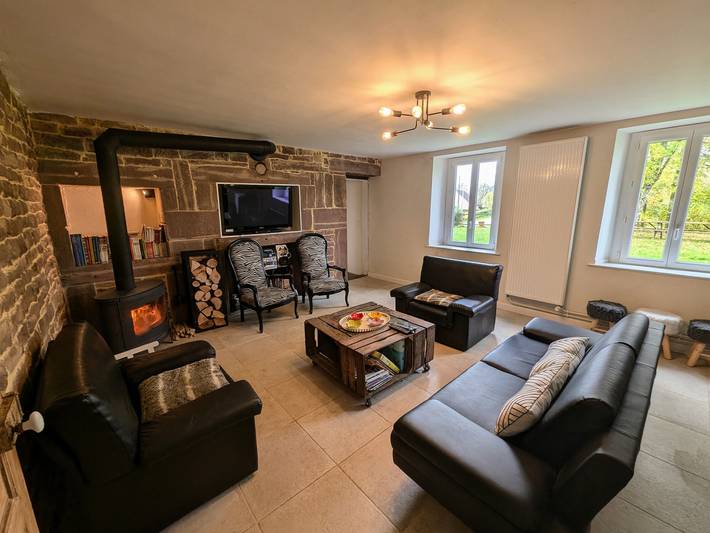 Gîte pour 14 personnes, avec jardin, animaux acceptés à Fougerolles - 2