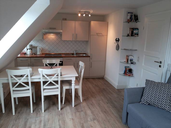 Ganze Ferienwohnung, Fluken Hüüs - Matzes Koje in Toftum (Föhr), Oldsum