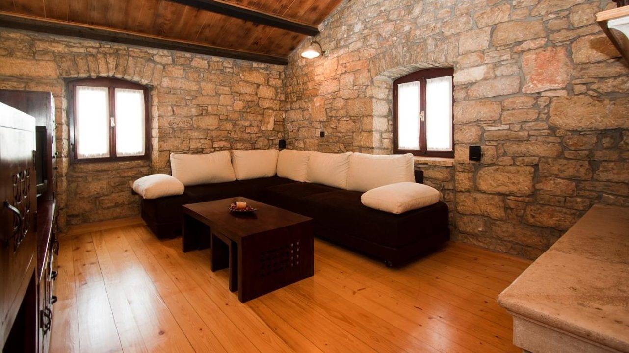 Authentische Villa Ulika mit Pool und Whirlpool in Anzici, Zentralistrien