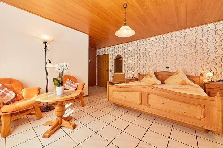 Ferienhaus für 2 Personen, mit Garten in Wolf