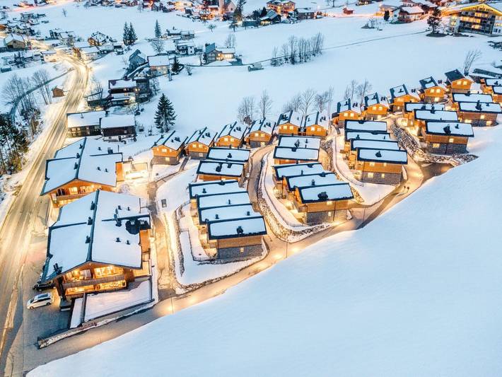 Ferienwohnung für 8 Personen, mit Balkon und Whirlpool sowie Garten und Pool in Vorarlberg - 2
