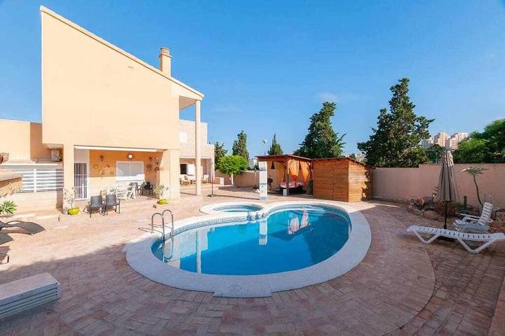 Casa rural para 10 personas, con Balcón y Terraza además de Jardín y Piscina en La Mata - 4