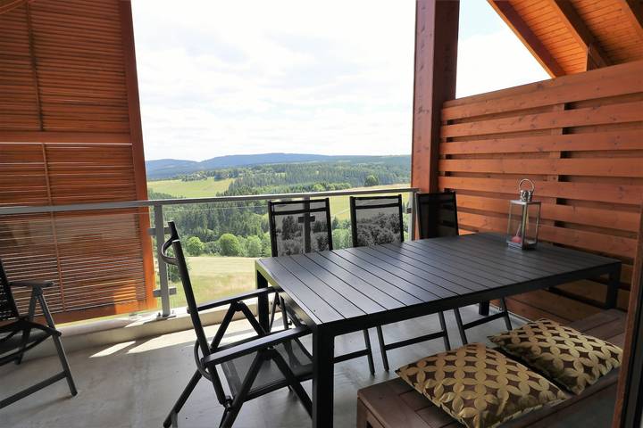 Penthouse voor 6 personen, met Balkon in Neuastenberg