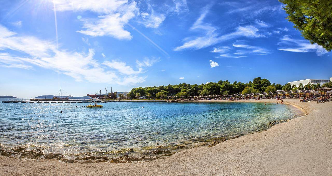 Amadria Park Sibenik Mobilehome Standard 4+2 für 6 Personen in Šibenik, Condado de Šibenik-Knin