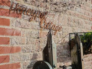 Holiday Rental for 3 People in West Dorset Heritage Coast, South West England, Photo 2