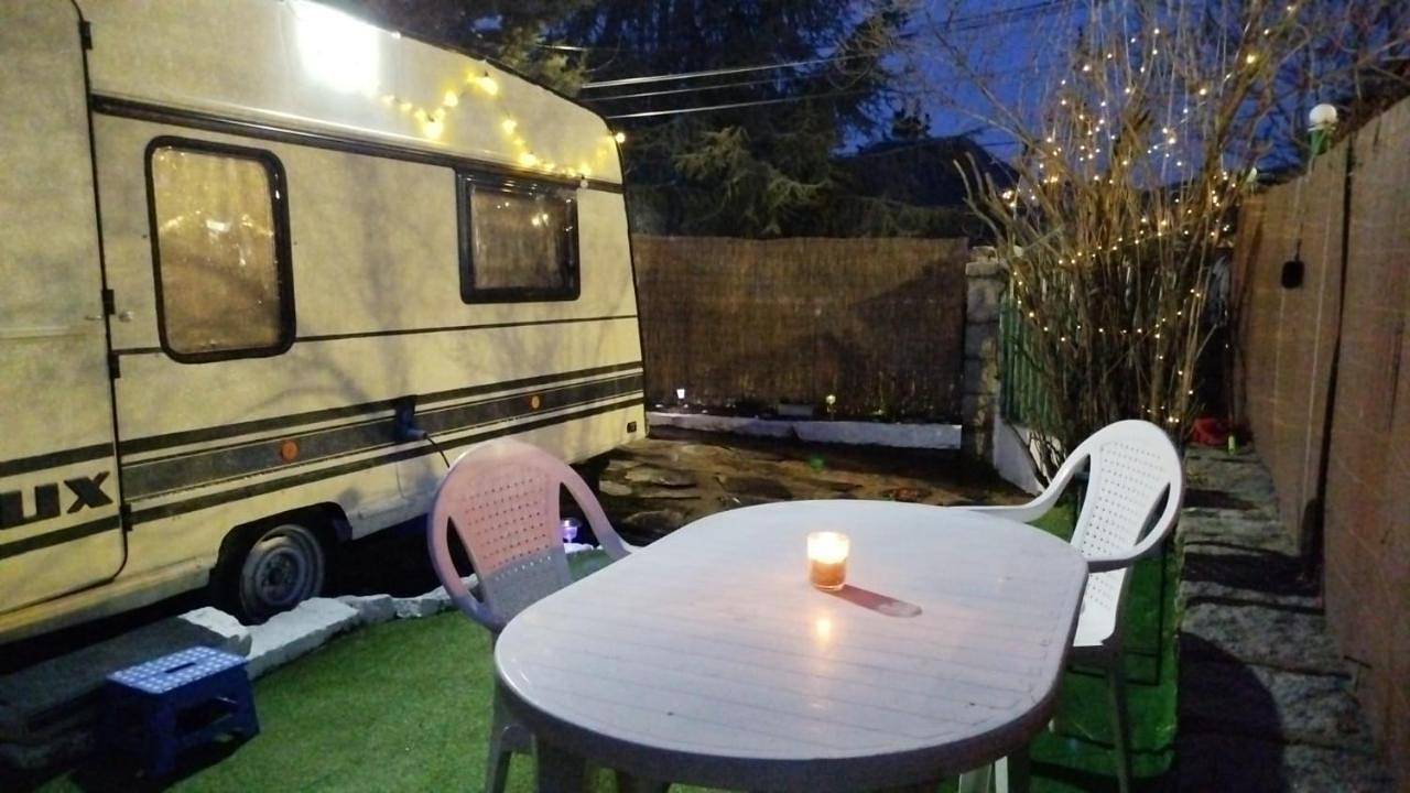 Caravan in Cercedilla, Puerto de Navacerrada