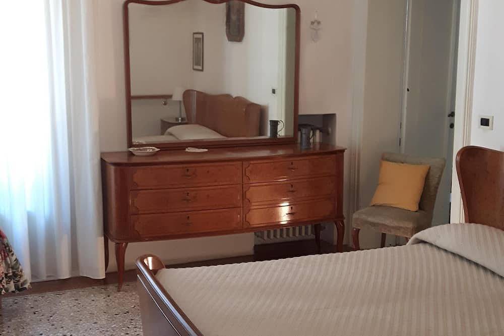 Ganze Wohnung, Elegant in der Villa Liberty Venedig - Lido in Lido di Venezia, Venedig