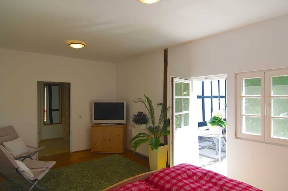 Ganze Wohnung, Gästehaus im denkmalgeschützten Fachwerkhof - Haus in Bewegung - in Neunkirchen-Seelscheid, Rhein-Sieg-Kreis