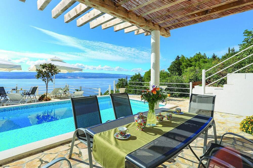 Ganze Wohnung, Schöne Wohnung in Mimice in Mimice, Omis-Riviera