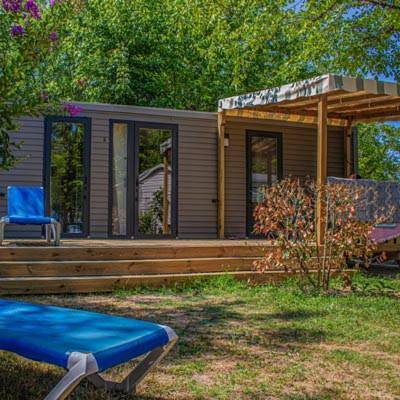 Location de vacances pour 2 personnes, avec Terrasse et Piscine à Domme