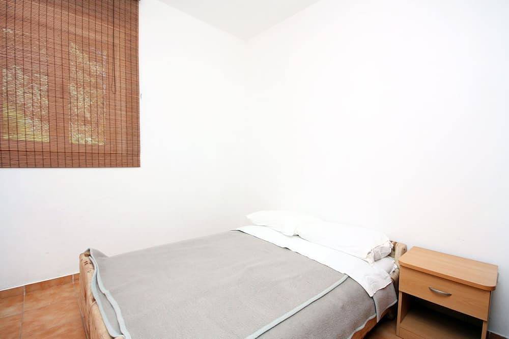 Ganze Wohnung, 2-Zimmer-Ferienwohnung am Strand Pomena, Mljet in Pomena, Mljet