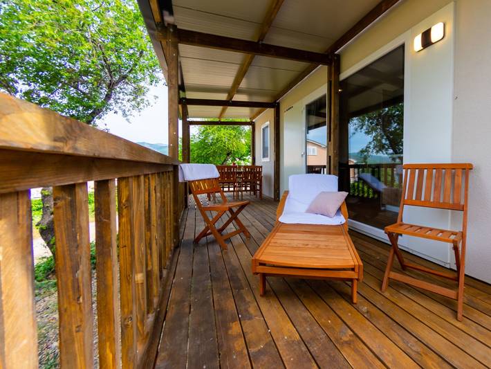 Ferienwohnung für 4 Personen, mit Terrasse und Pool