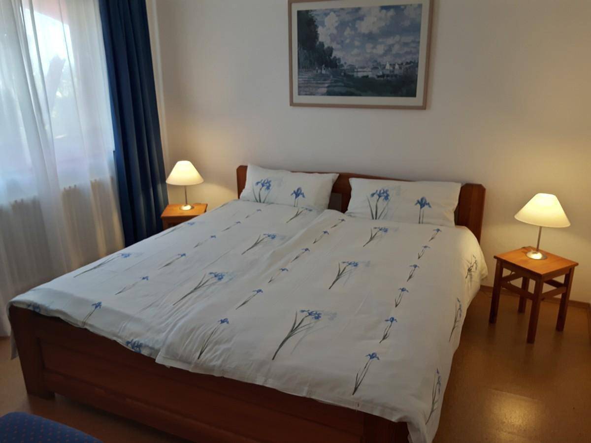 Ganze Ferienwohnung, Ferienwohnung Pinie in Hambach (Neustadt), Neustadt an der Weinstraße