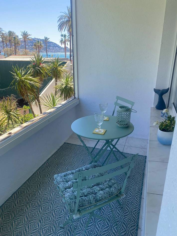 Location de vacances pour 4 personnes, avec balcon ainsi que piscine et vue sur l’océan dans Santa Margarida