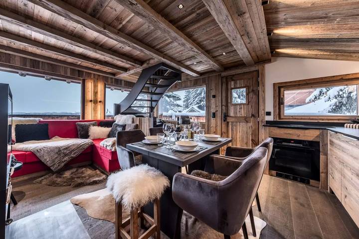 Chalet pour 5 personnes, avec vue et sauna dans Courchevel 1850