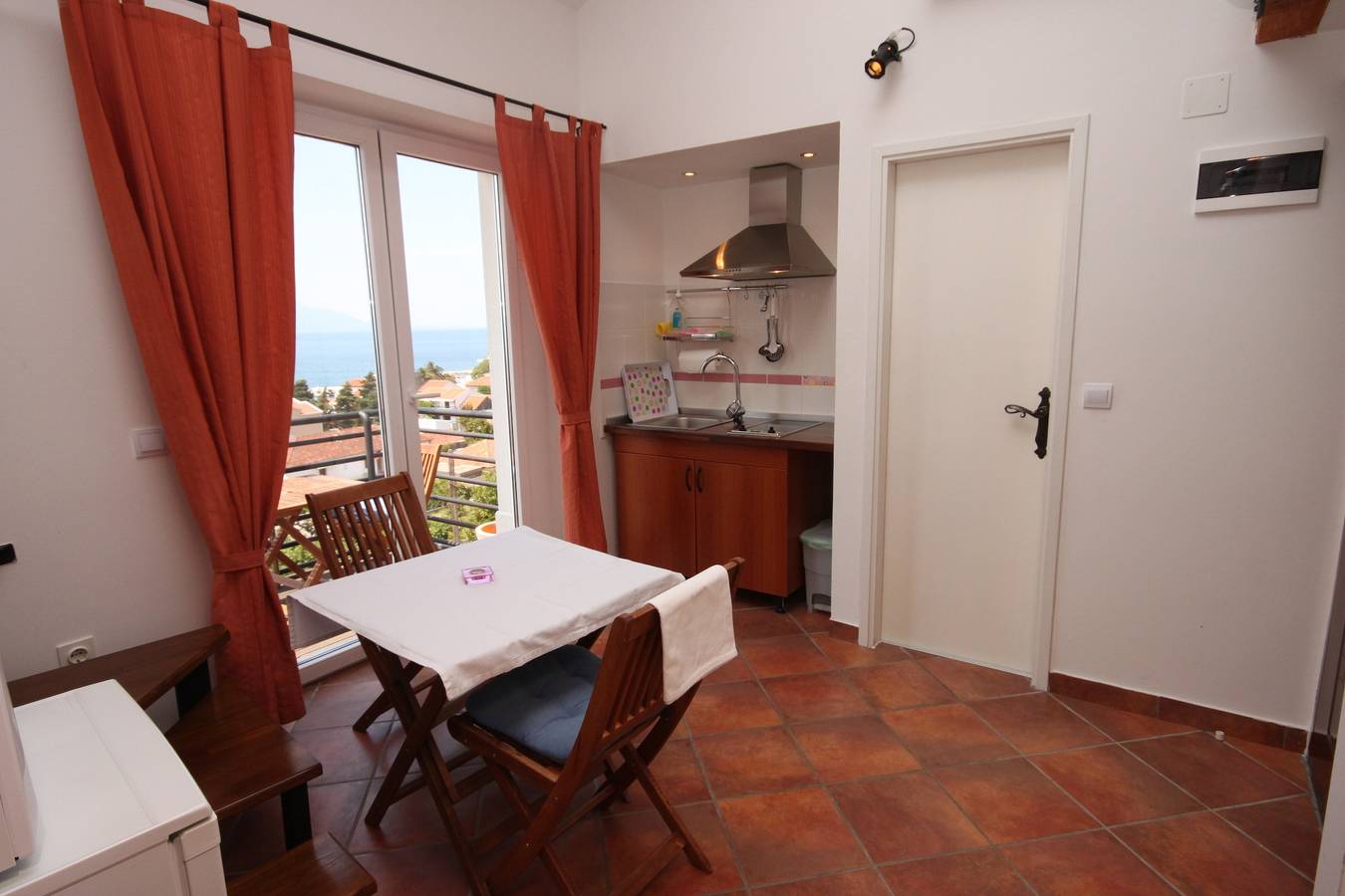 Ganze Wohnung, Studio Appartement mit Balkon und Meerblick Gradac, Makarska As-6661-b in Gradac, Makarska Riviera