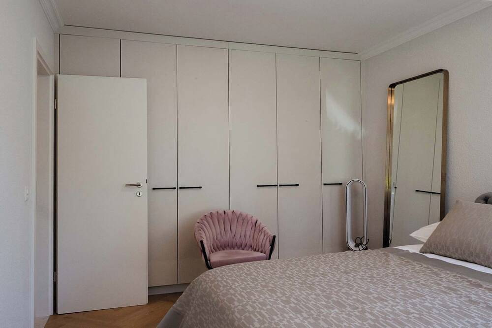 Appartement entier, Cosy 2-room apartment in Zurich Kreis 8 for short or longer stays in Zurich, District de Zurich