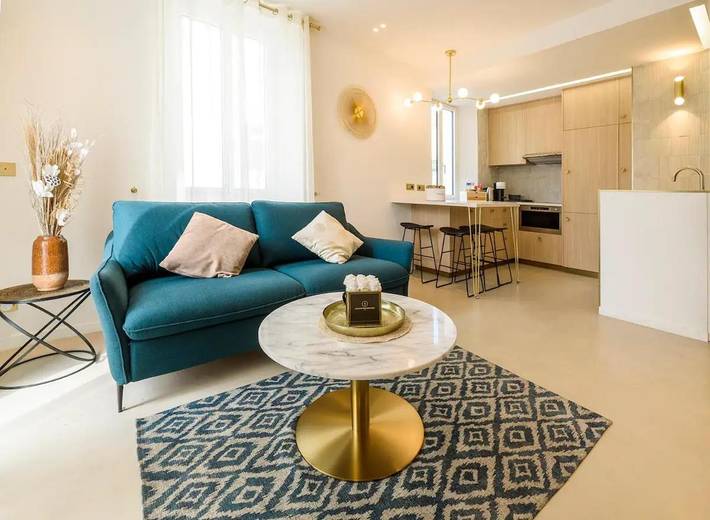 Gîte pour 4 personnes, avec balcon et vue dans Palais Des Festivals Et Des Congres