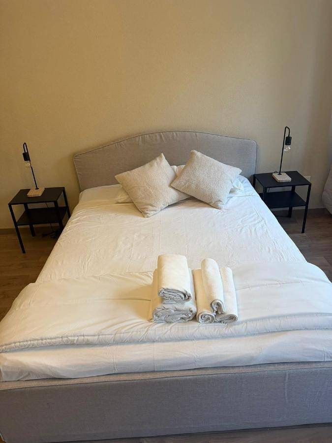 Gîte pour 2 personnes, avec vue, animaux acceptés à La Chaux-de-Fonds - 2