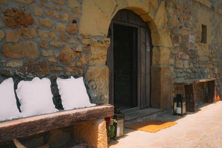 Casa rural con piscina para 2 personas, con jacuzzi además de piscina y jardín en Cantabria - 3