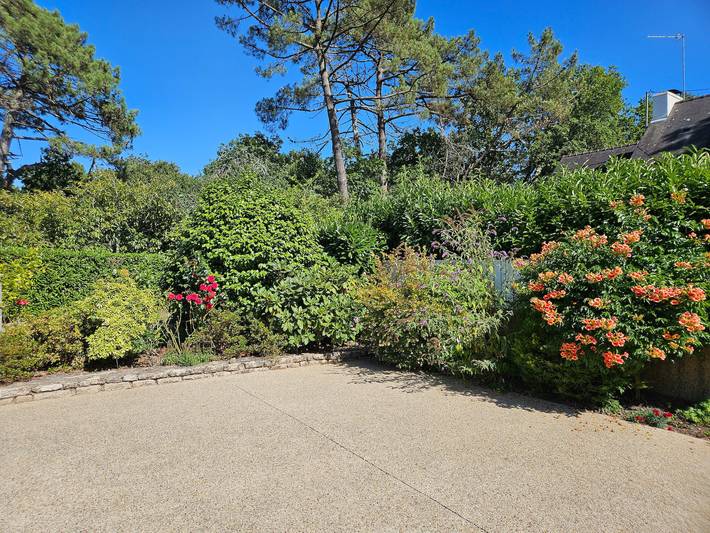 Guest Rooms 'La Trinité-sur-mer' with Private Terrace, Shared Garden and Wi-Fi in La Trinité-sur-Mer, Côte des Mégalithes