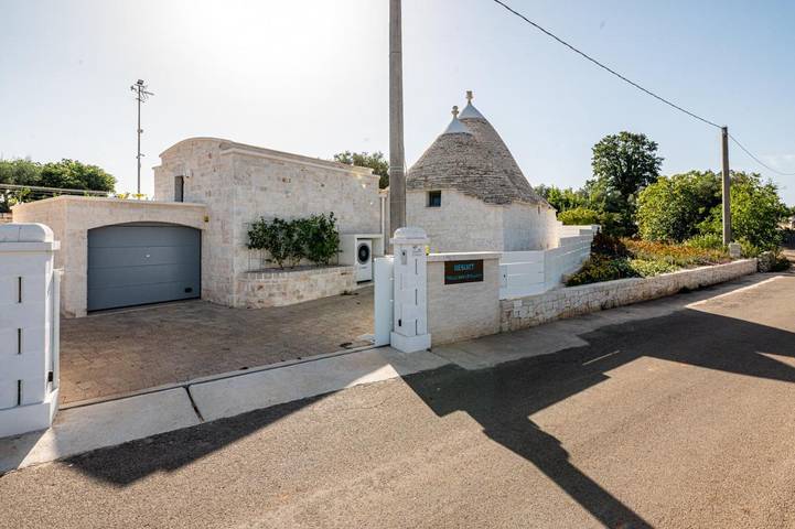 Maison d’hôte pour 4 personnes, avec vue ainsi que jardin et piscine, adapté aux familles à Alberobello - 3