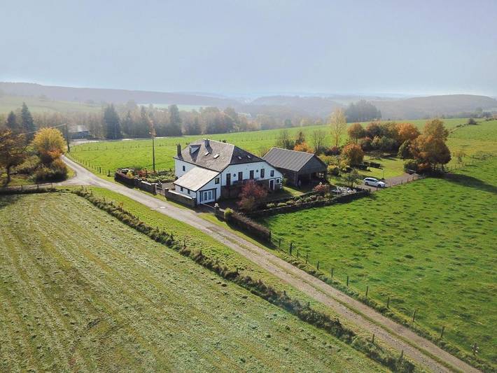 Chambre d’hôte pour 12 personnes, avec jardin ainsi que vue et sauna, animaux acceptés