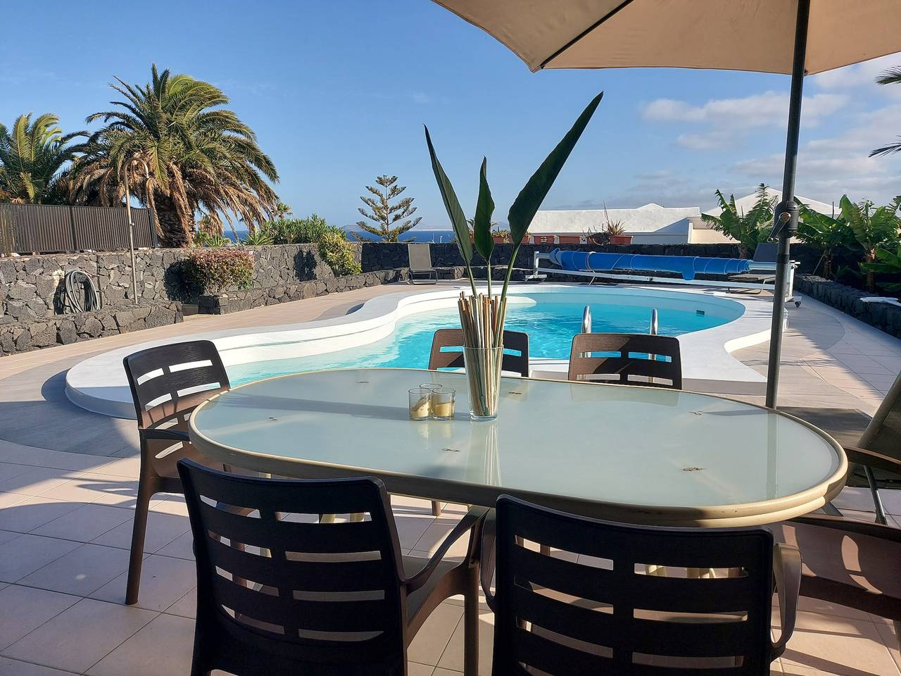 Casa vacanze "Villa Fernando" con vista sul mare, piscina privata e Wi-Fi in Playa Blanca, Yaiza