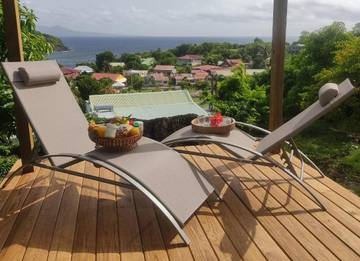 Gîte pour 4 personnes, avec jardin et vue à Terre-de-Bas