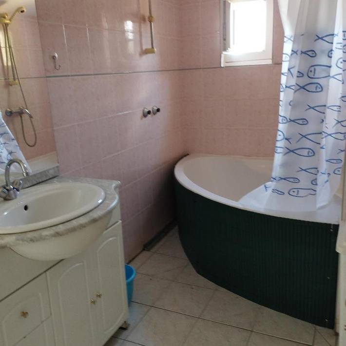 Gîte pour 3 personnes, avec vue à Montreuil-sur-Maine - 2