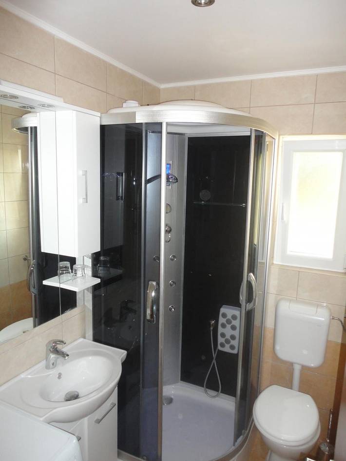 Gîte pour 4 personnes, avec Vue sur l’océan et Balcon à Slano - 4