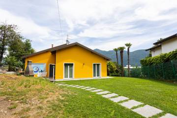 Ferienhaus für 7 Personen, mit Garten und Ausblick sowie Seeblick in Comune di Cannobio