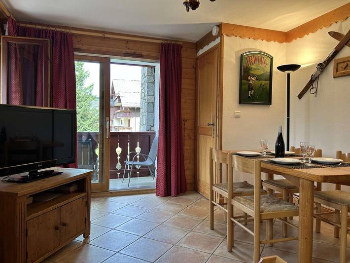 Hütte für 4 Personen, mit Balkon und Ausblick in Courchevel