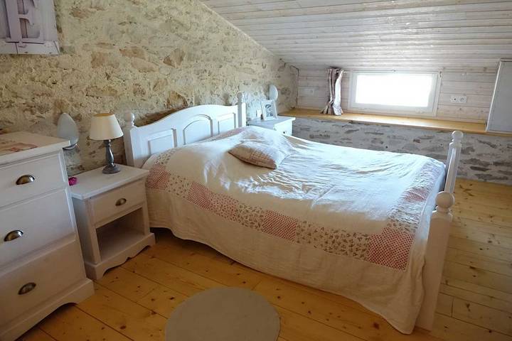 Gîte pour 4 personnes, avec jardin ainsi que terrasse et piscine à Arthon-en-Retz - 4