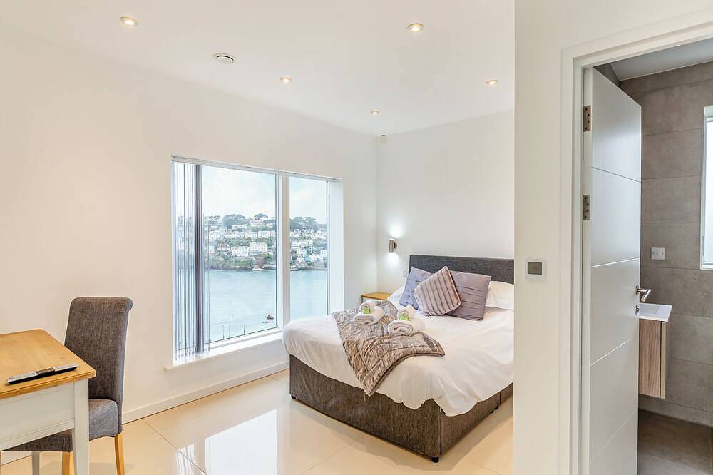 5 bedroom accommodation in Polruan, near Fowey in Polperro, Polruan