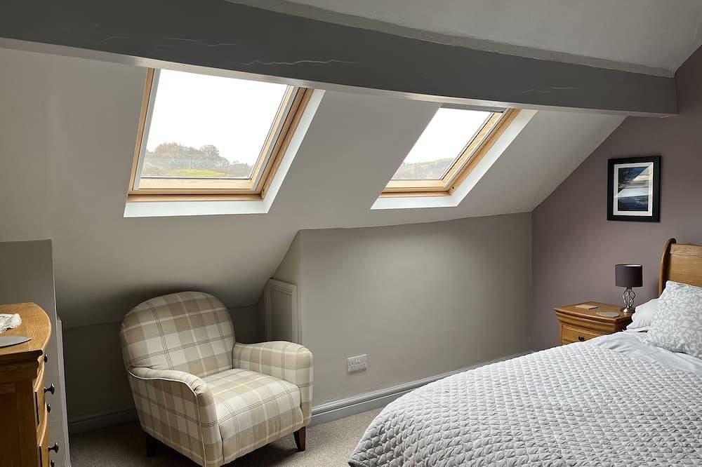 ⭐️⭐️⭐️⭐️⭐️ Outstanding refurbished home in the heart of Coniston Village in Coniston, Lake District