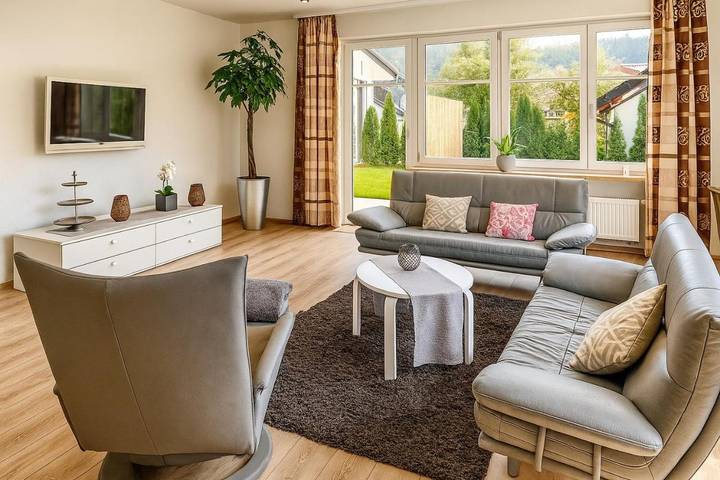 Gîte pour 4 personnes, avec jardin à Burgau