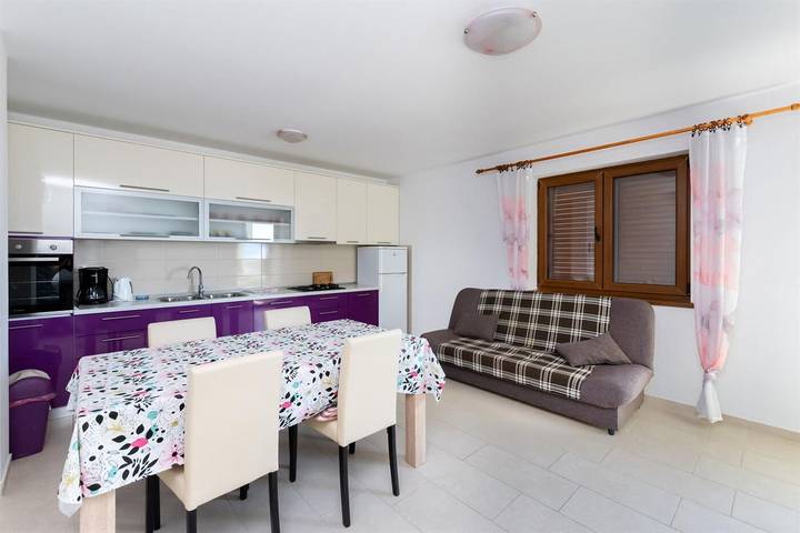 Ferienwohnung für 4 Personen, mit Balkon in Lopar