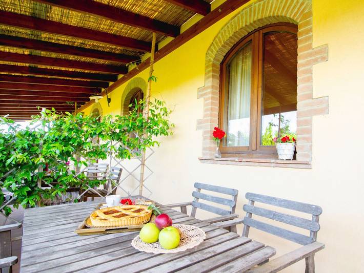 Agriturismo per 2 persone, con piscina e giardino a Montaione