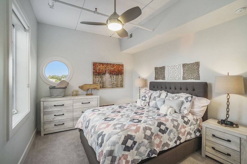 Ganze Wohnung, Top Floor Penthouse at Edgewater in Manistee, Manistee County