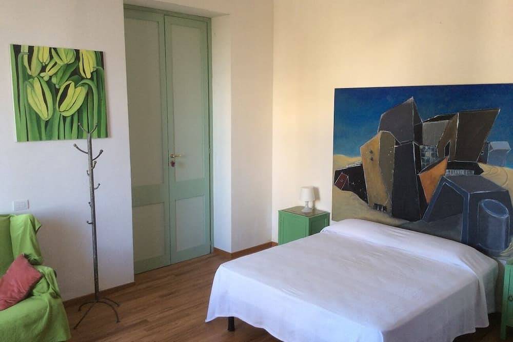 First row sea with large garden in Grottammare, Grottammare (Comune)
