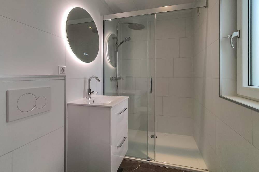Lovely home in Hellendoorn with kitchen in Sallandse Heuvelrug