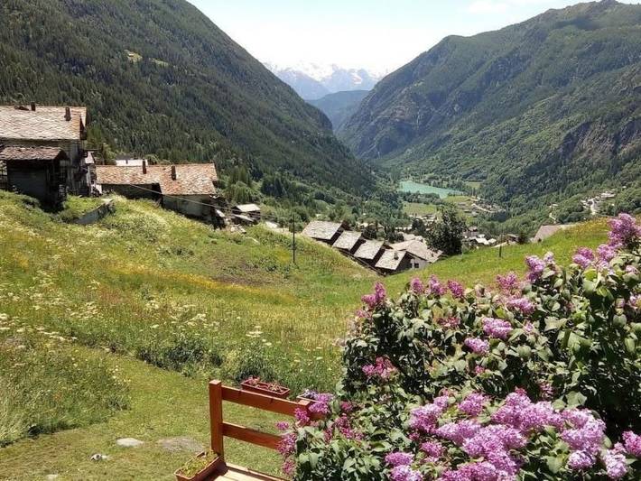 Ganze Wohnung, 'Lo Chalet' der Balkon über dem Matterhorntal in Cervinia, Valtournenche