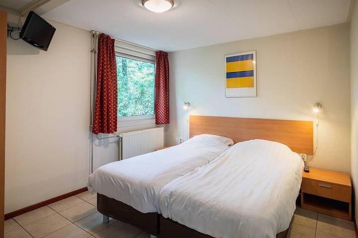 Semi-detached 4-person bungalow in Kootwijk, Hoge Veluwe