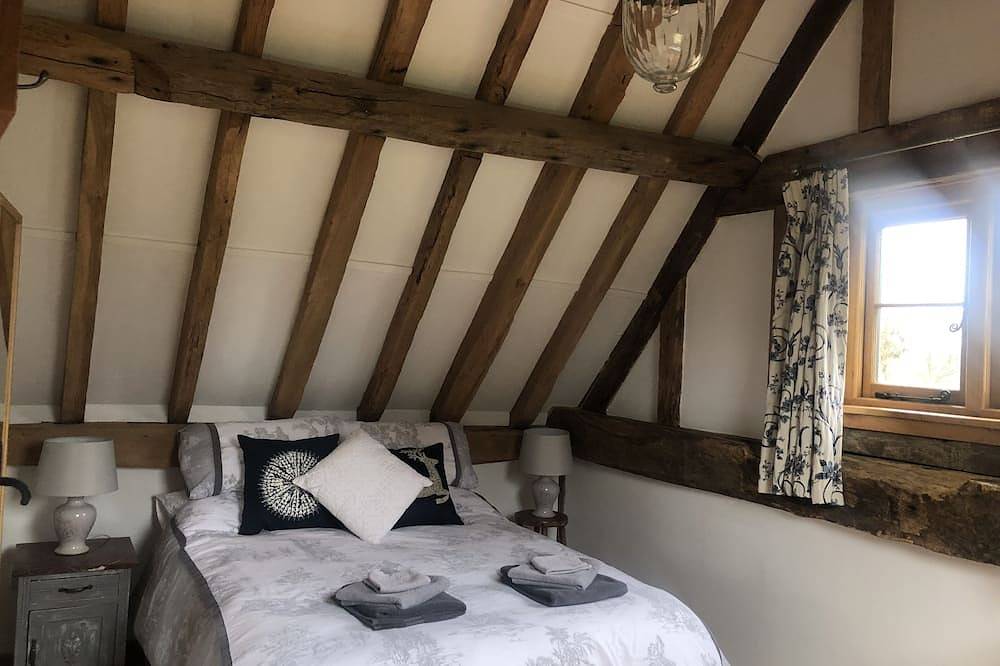 Gemütliche, rustikale Scheune aus dem 17. Jahrhundert. Praktisch für Gatwick. in Surrey