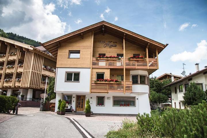 Chambre d’hôte pour 2 personnes, avec vue et jardin à Wolkenstein - 3