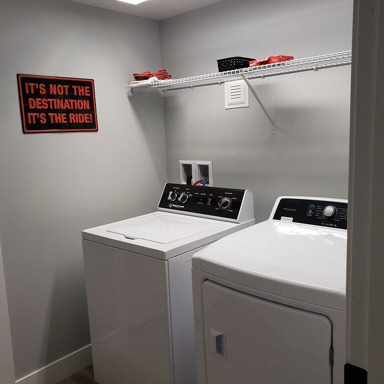 Blue Haven Unit B All New - Downtown Moab! in Moab, Arches-Nationalpark